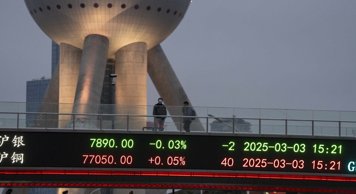 Oil & Gas Markets Surge Amid Bloomberg Insights: Shifting Dynamics Reshape Energy Landscape